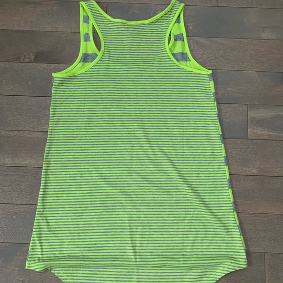 Rue21 S green tank top - Picture 3 of 3